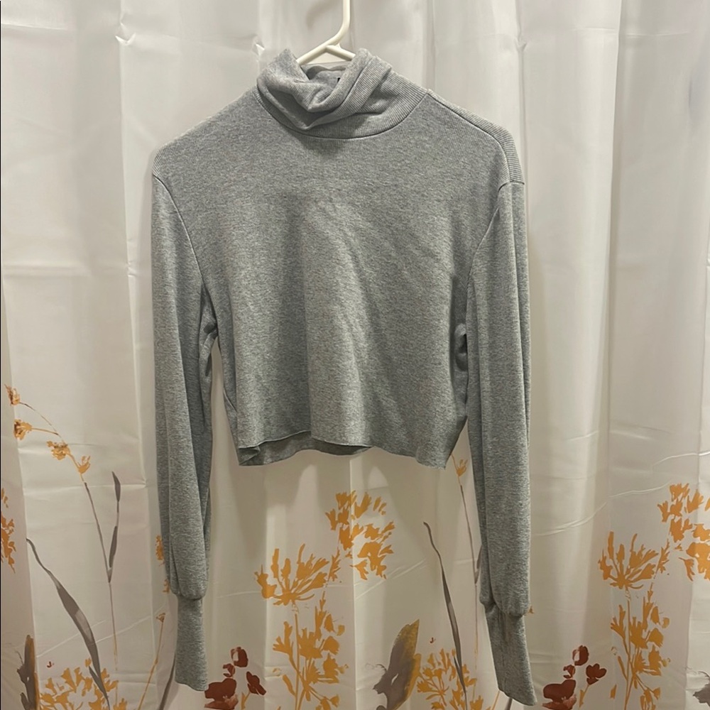 Gray Cropped Turtleneck Sweater